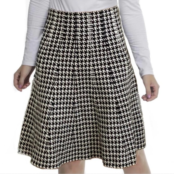 $10 Deals🤝🔖Mia Mod houndstooth heavy knit skirt unlined knee length high waist - Picture 2 of 5